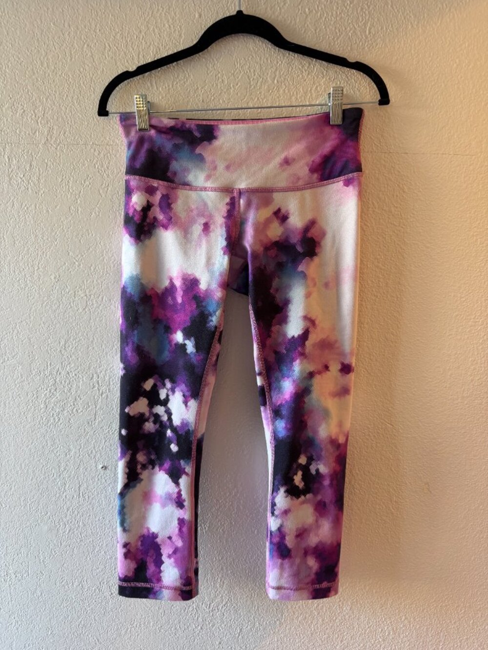 Lululemon Wunder Under Cropped Legging, Blooming Pixie Size 6